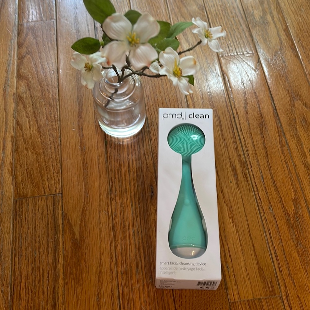 Never opened PMD face cleanser